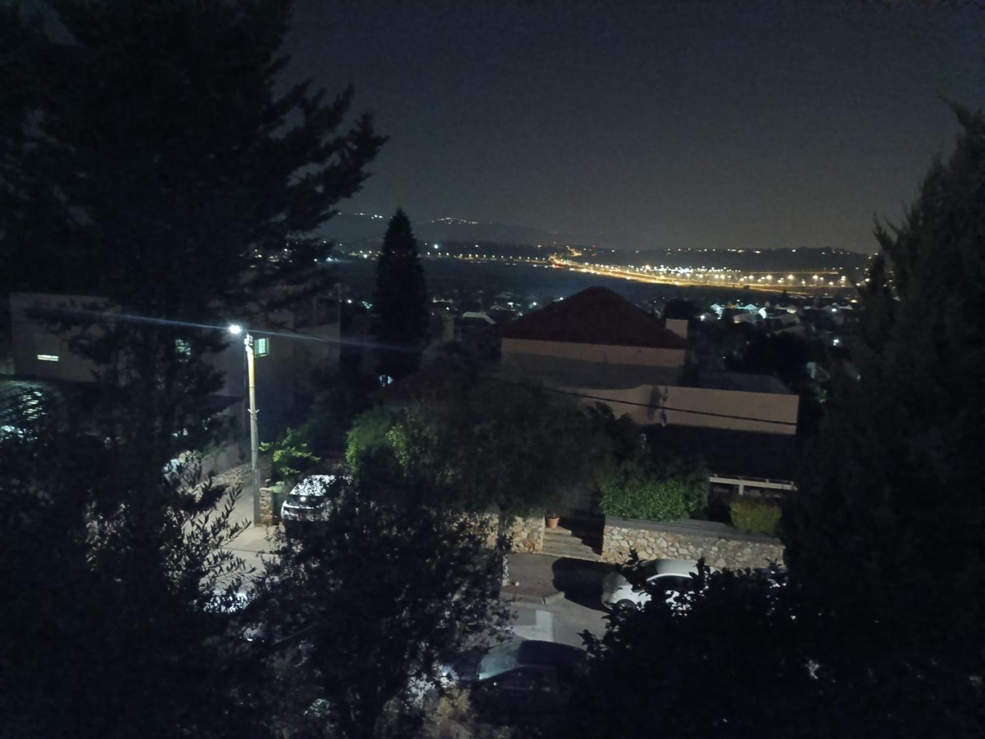 הסוויטה של דפנחי Ramat Yishay Exterior foto